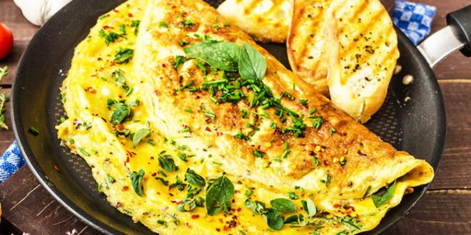 Omelette au fromage et fines herbes – Recette Special